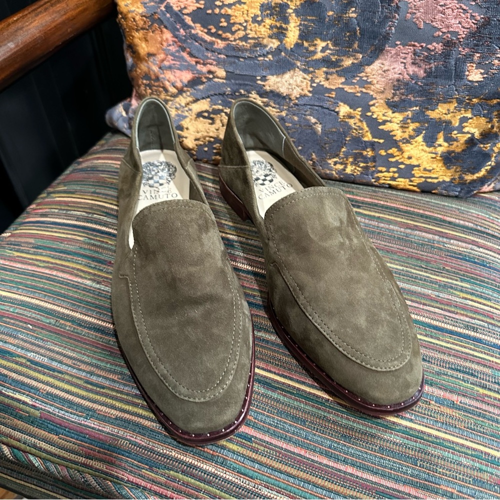 Vince Camuto “Cretinian” Olive Green Suede Loafers – 8.5 - Picture 4 of 12